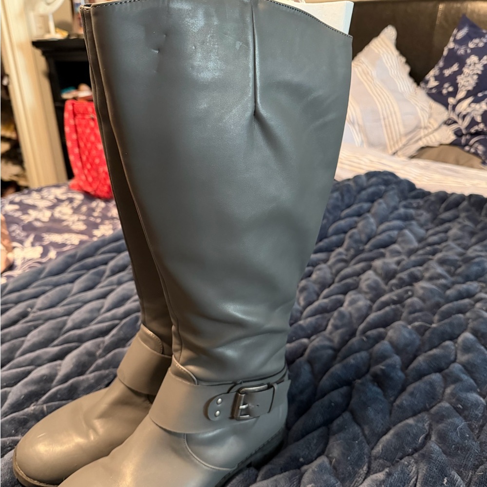 Comfortview Gray  Boots